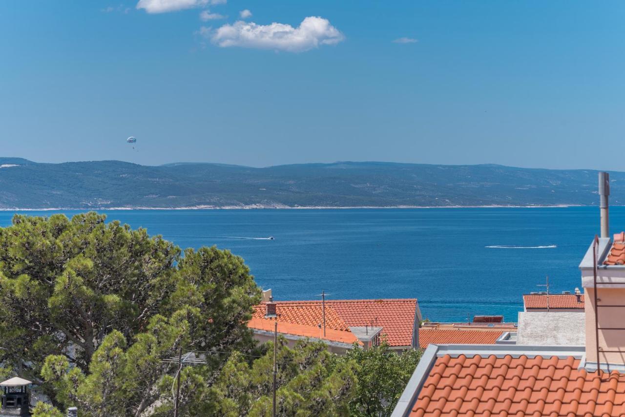Apartmani Franko Baska Voda Luaran gambar