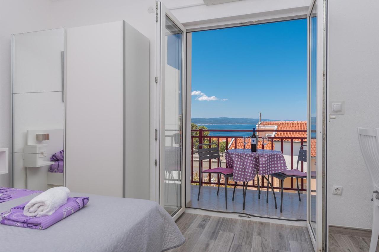 Apartmani Franko Baska Voda Luaran gambar