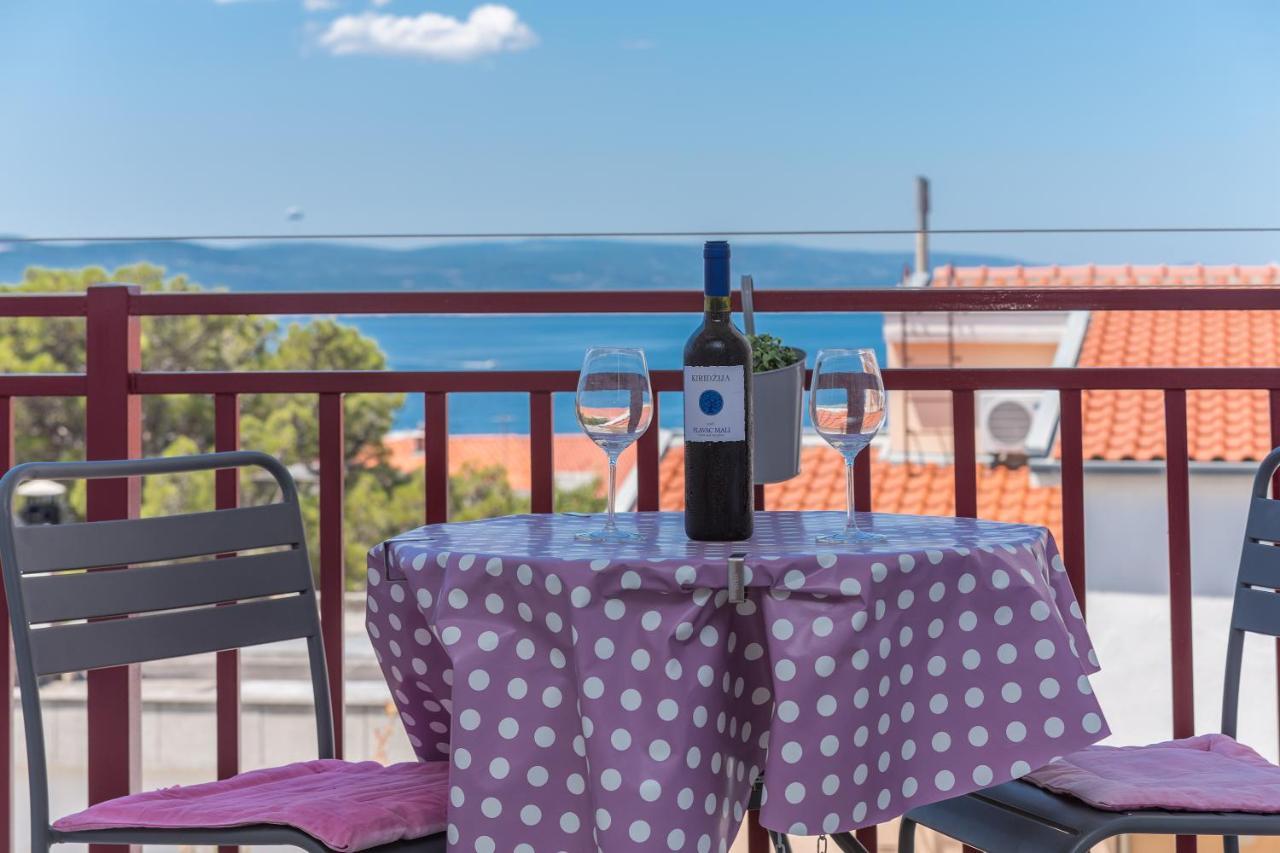Apartmani Franko Baska Voda Luaran gambar
