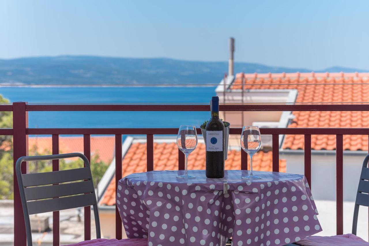 Apartmani Franko Baska Voda Luaran gambar