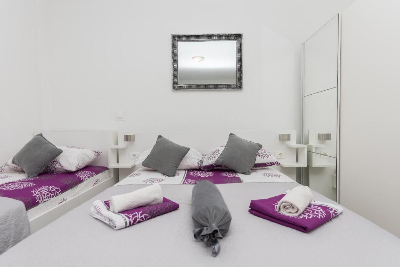 Apartmani Franko Baska Voda Luaran gambar